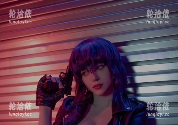 相框里的Alina Becker和她的吹雪高清图集：连雪都想给她加个镜头！
